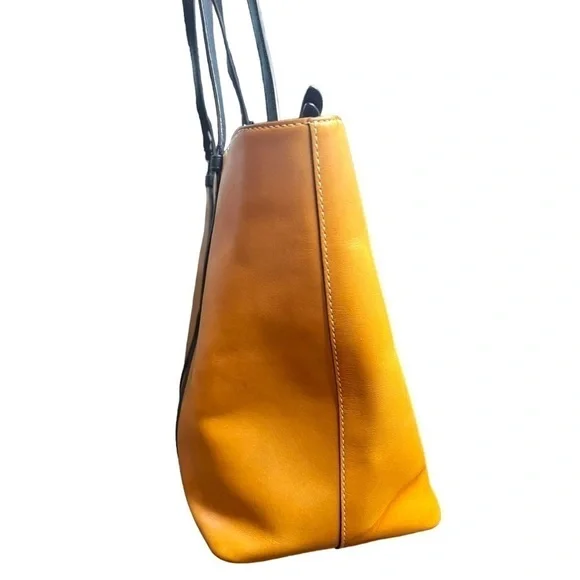 ▶️ Tumi ◀️ Leather Santa Monica Sycamore Tote - Picture 3 of 17